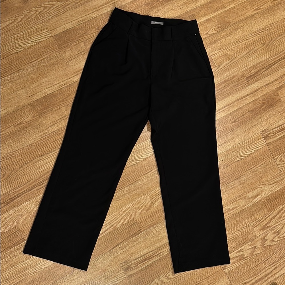 Women’s size 8 short Black Pants